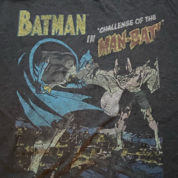Batman T-Shirt used in good condition large - Picture 1 of 2